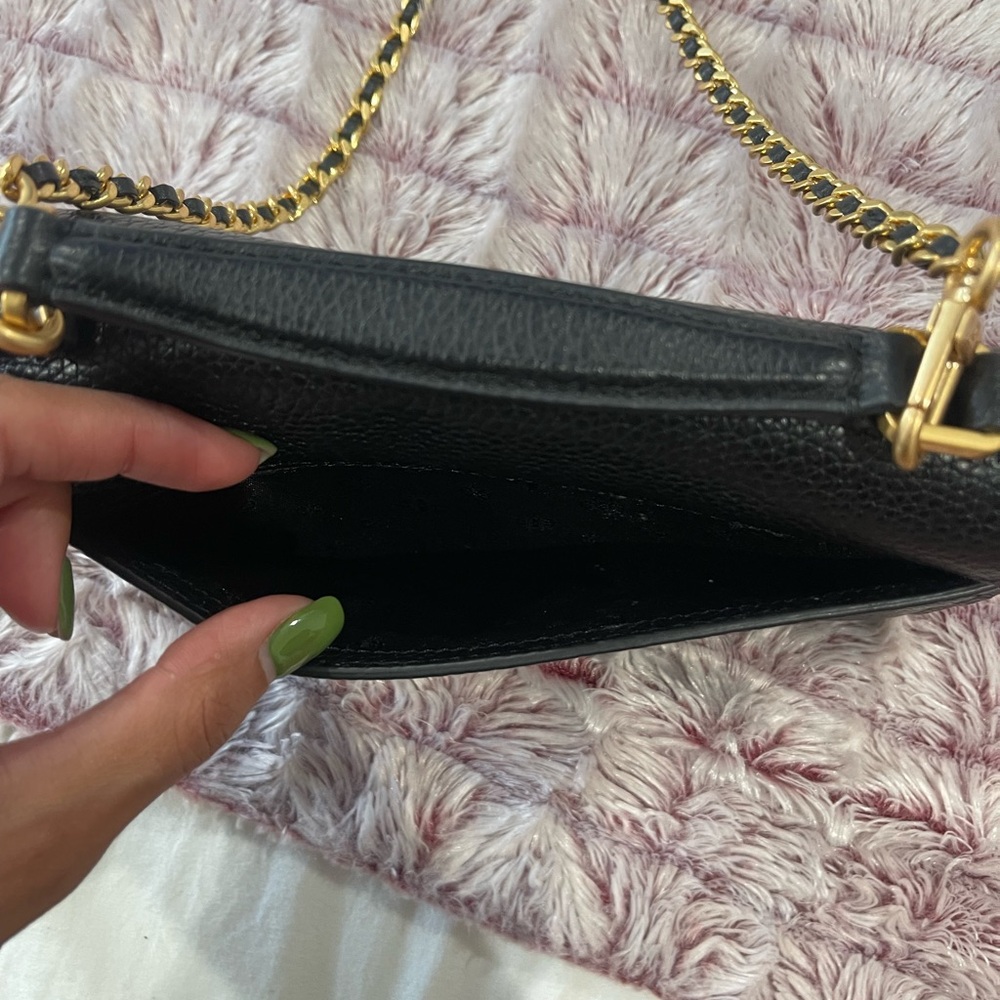 Tory Burch Black Crossbody Bag with Gold Chain - Picture 4 of 6